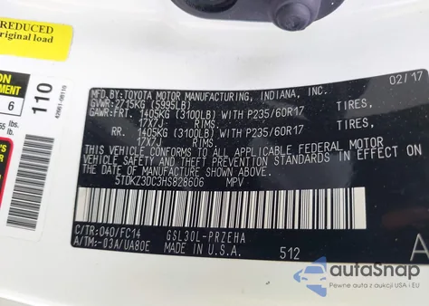 2017 Toyota Sienna Le 8 Passenger z USA, uszkodzony, nr VIN 5TDKZ3DC3HS828606